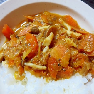 リンゴ入り野菜カレー